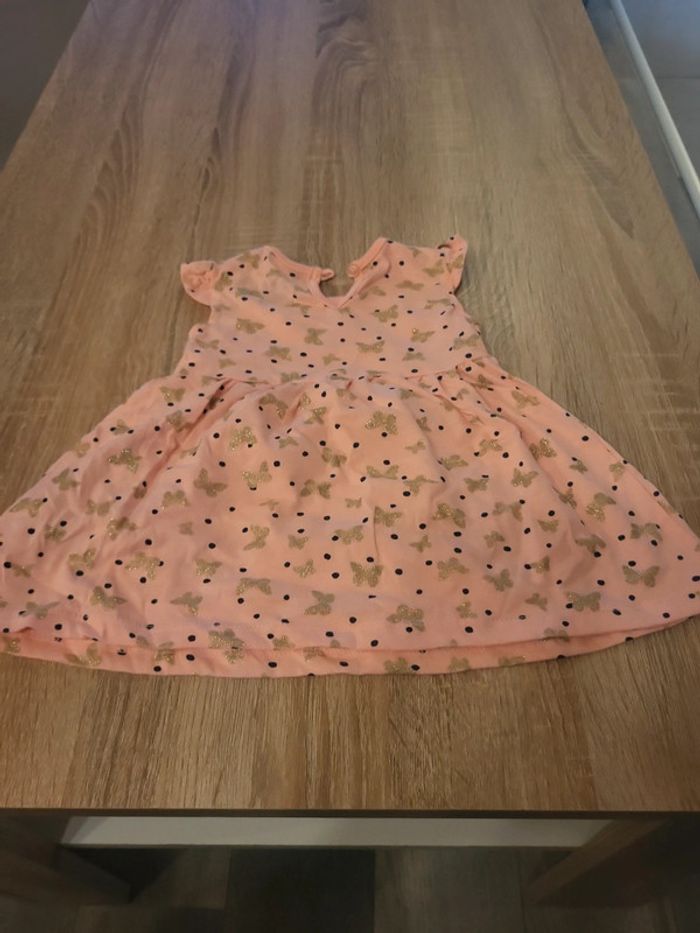 Robe. - photo numéro 2