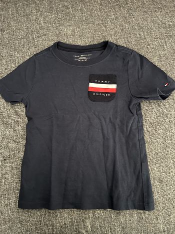 t-shirt tommy hilfiger