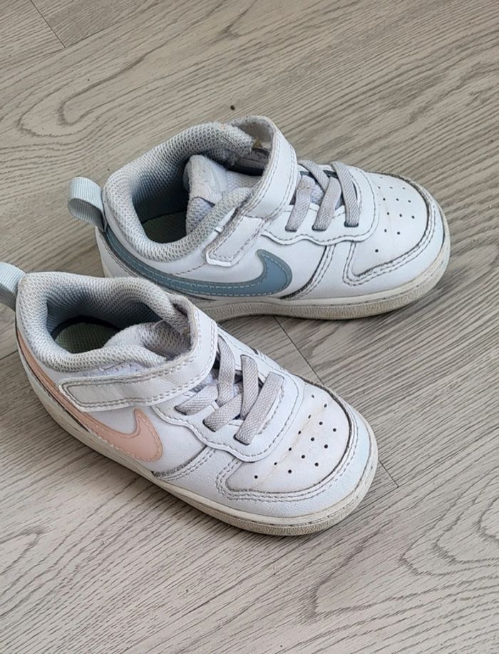 Nike rose et bleu - photo numéro 3