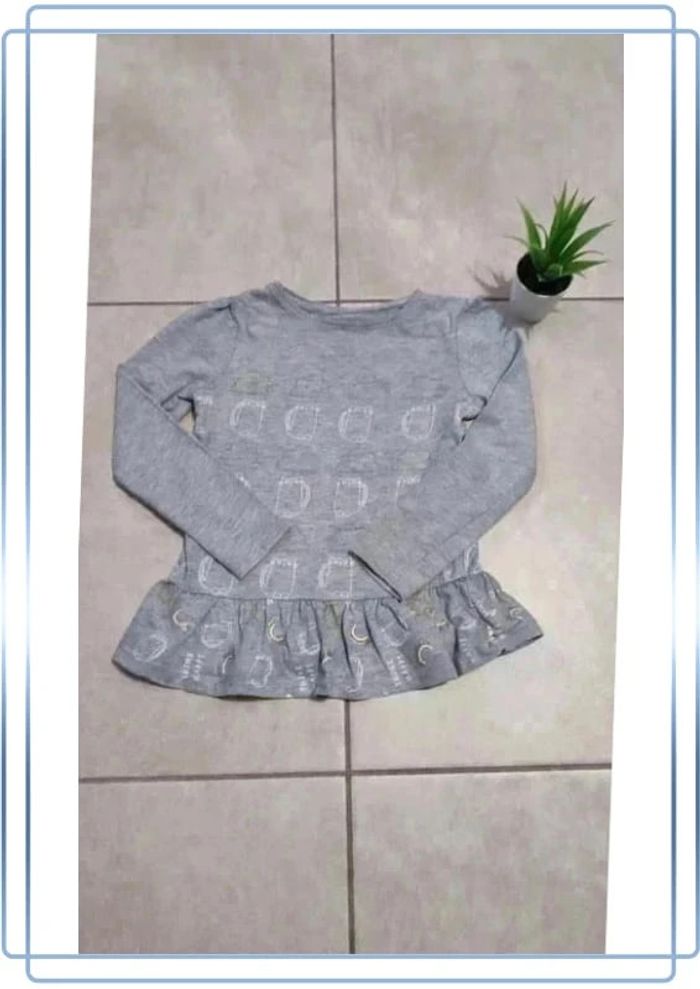 🐱 T-shirt manches longues gris avec motif chats - Vertbaudet 5 ans - Adorable et douillet 🐱