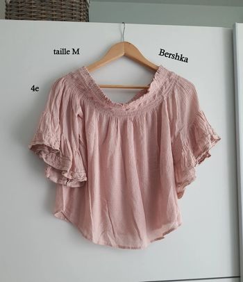Top Bershka taille M