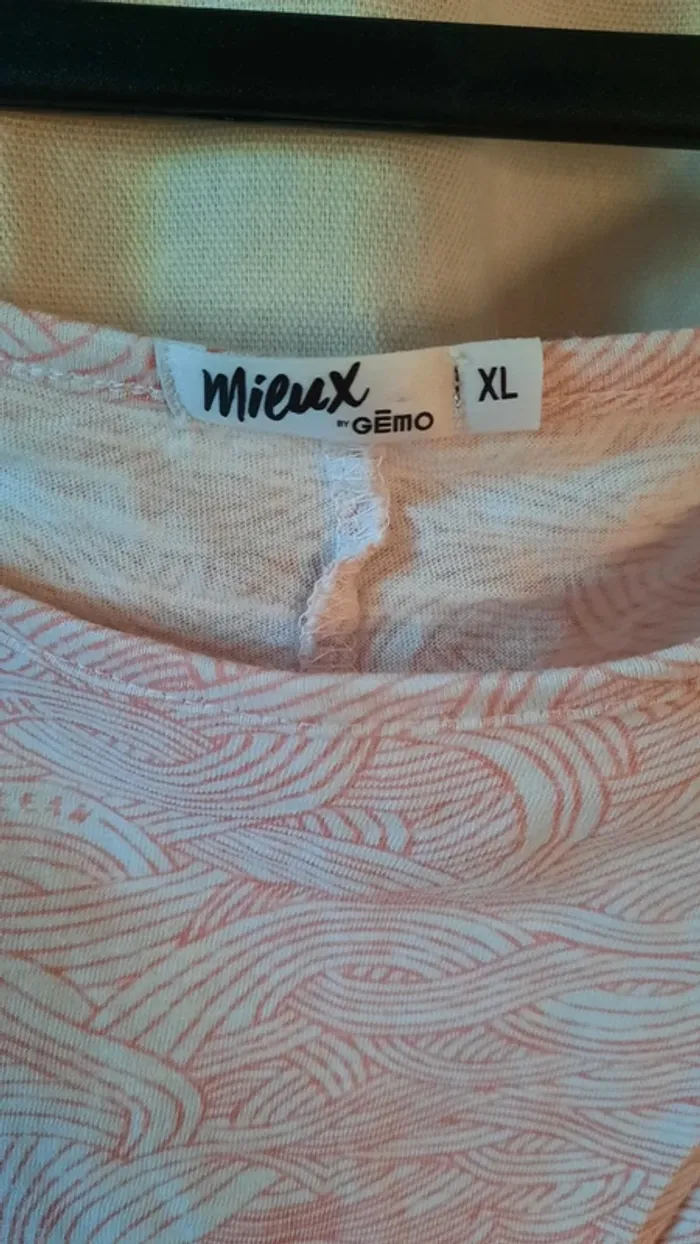 T-shirt asymétrique - photo numéro 2