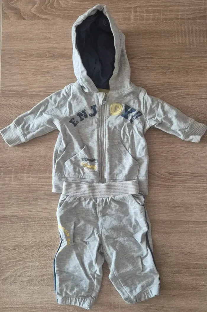 Ensemble veste à capuche/jogging