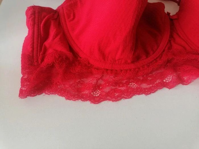 soutien gorge kiabi taille 100E - photo numéro 4