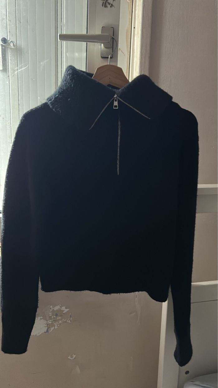 Pull en laine noire - photo numéro 3