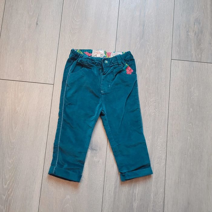 Magnifique pantalon en velour lisse. Fille 18 mois. Marque  Du pareil au même