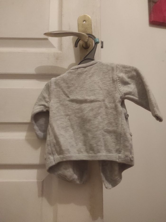 Gilet 1 mois - photo numéro 2