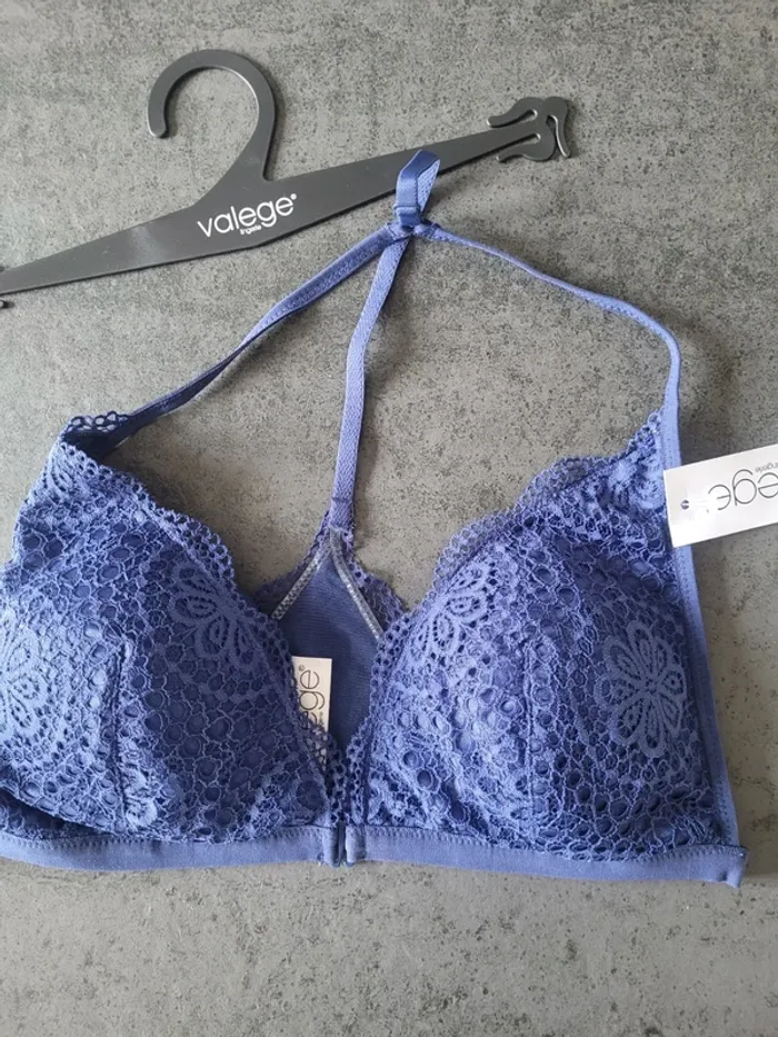 Soutien gorge Valege bleu indigo L neuf avec étiquette