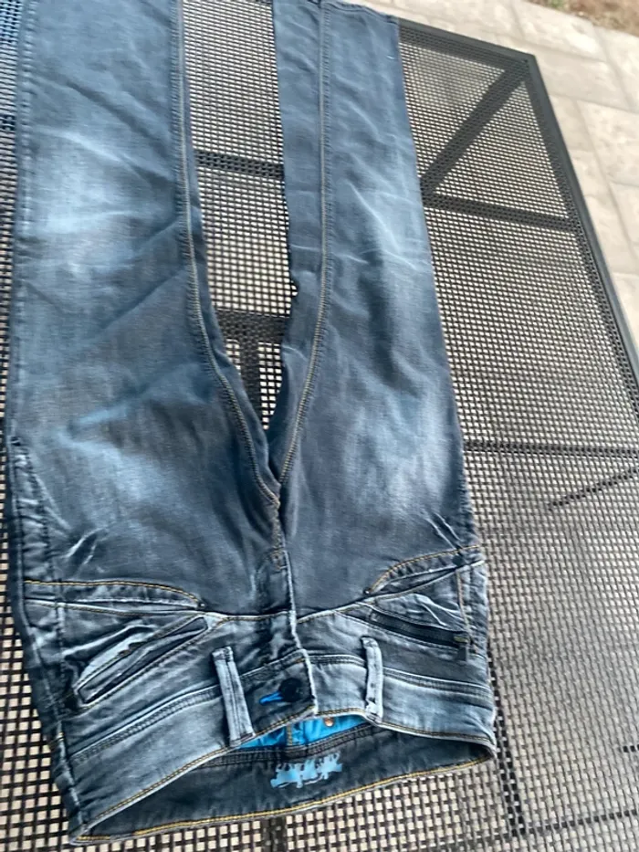 Jean noir Levis w26 L32