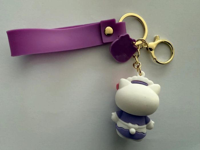 Porte-clés Hello Kitty neuf - photo numéro 2