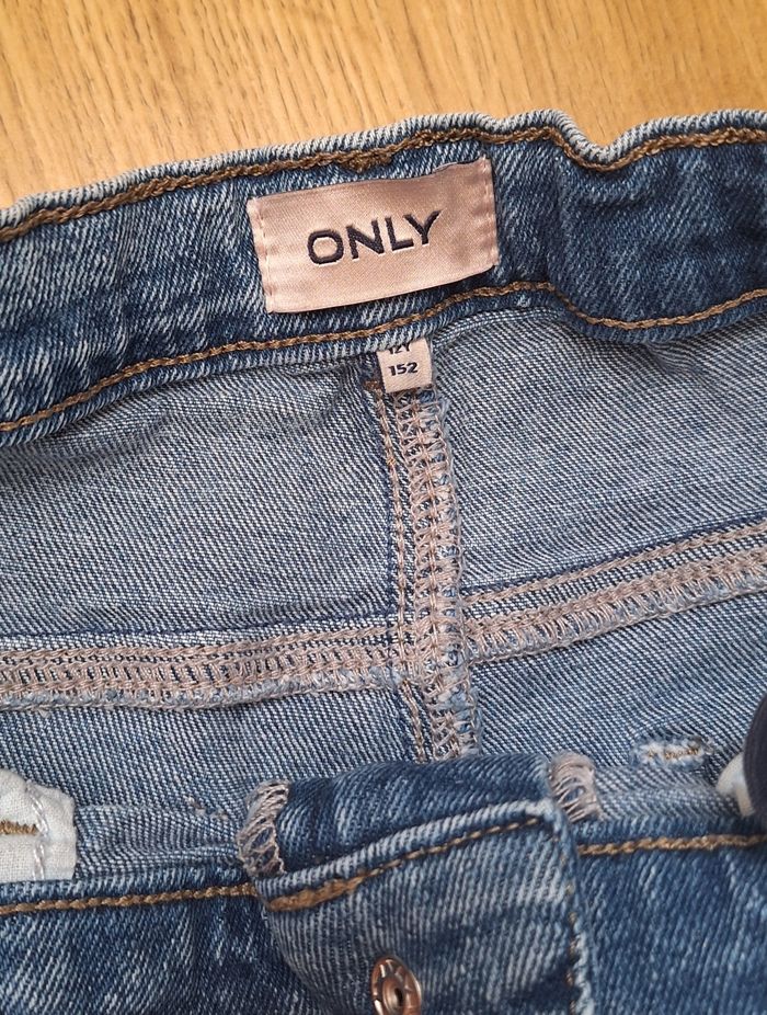 Jeans Only - photo numéro 2