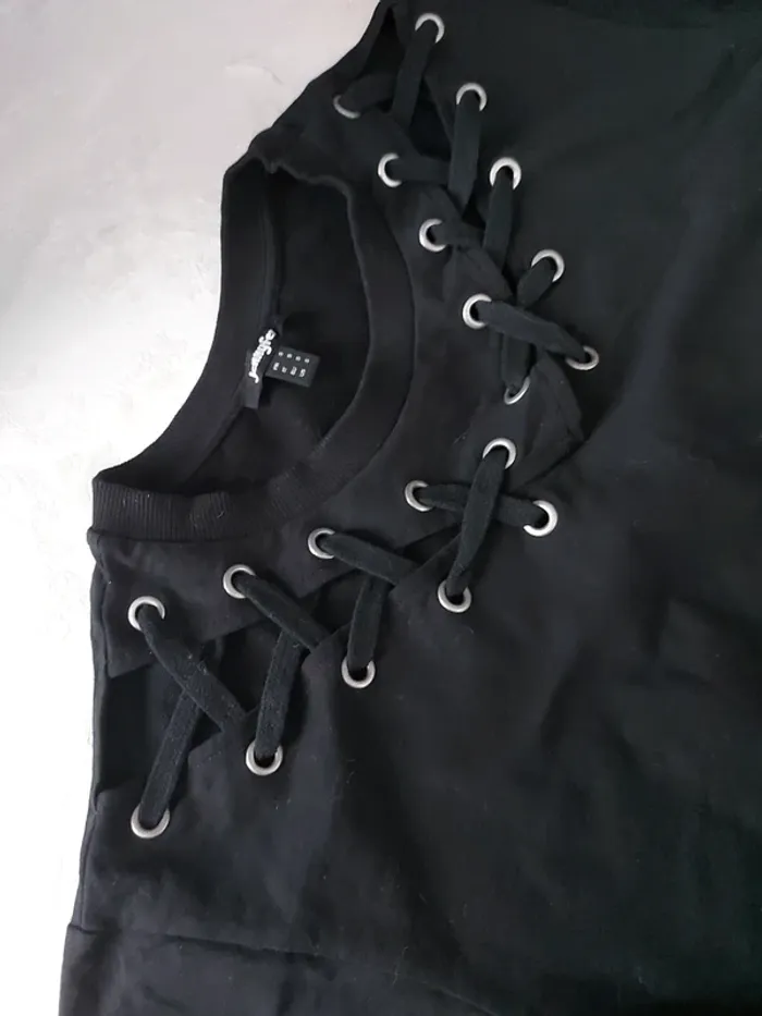 Pull noir manches courtes - photo numéro 3