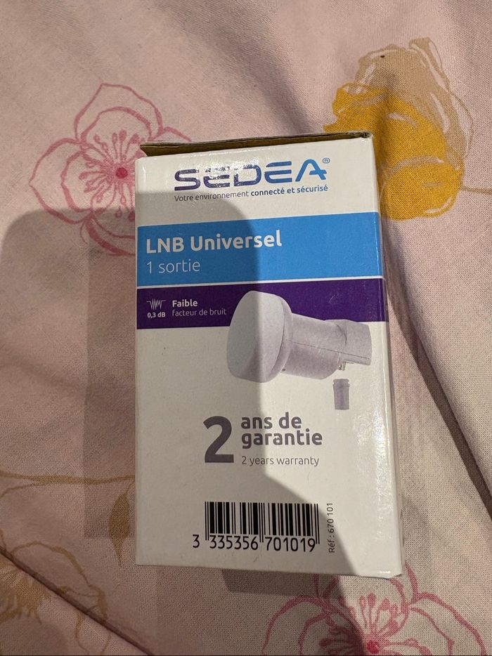 Tête satellite neuve