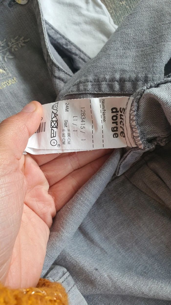 Ensemble sucre d'orge 24 mois en très bon état - photo numéro 4