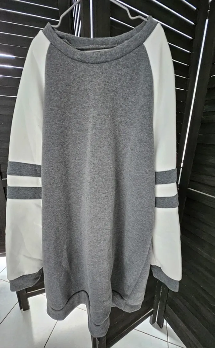 Pull Robe (L)