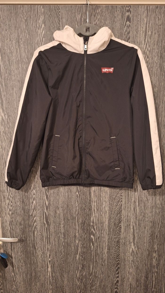 Veste coupe-vent à capuche Levi's noir et blanc