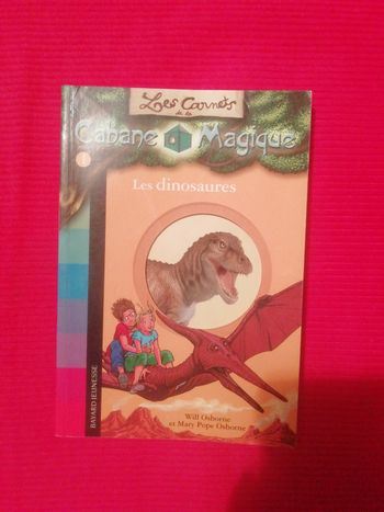 Cabane magique les dinosaures.