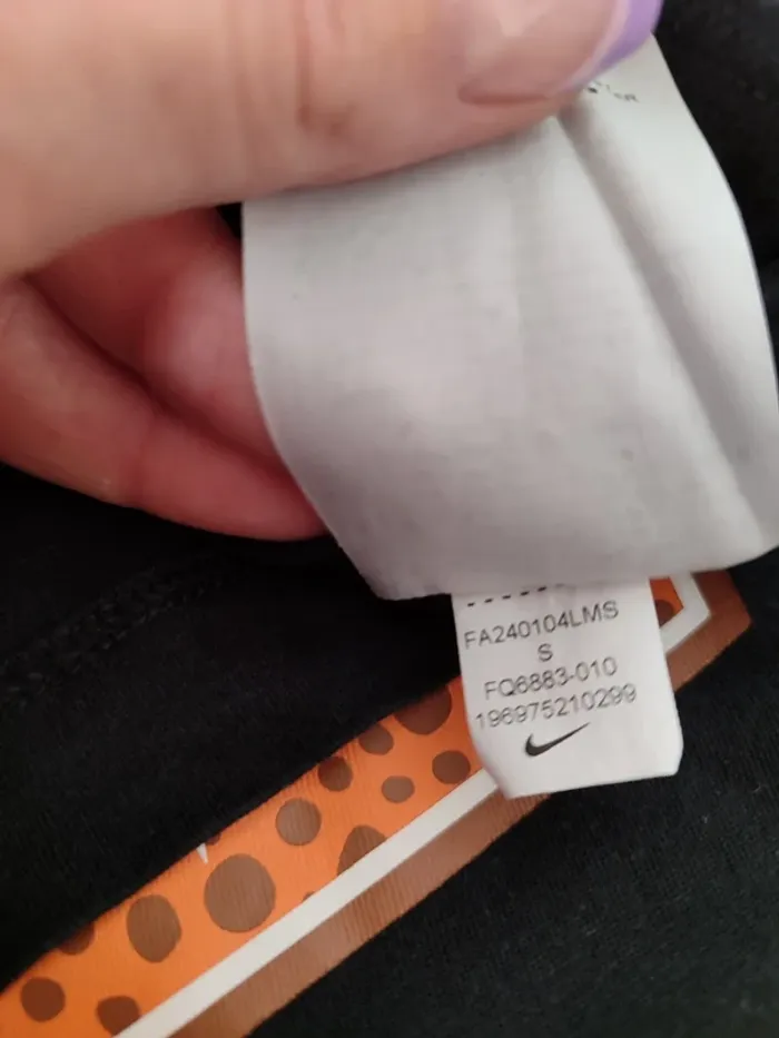 T-shirt Nike noir logo orange – Taille S - photo numéro 5