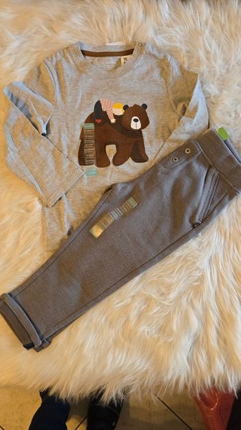 Neufs (non portés) 🏷🤩😍💙 Superbe ensemble teeshirt ml et pantalon 23mois garçon 💙😍🤩