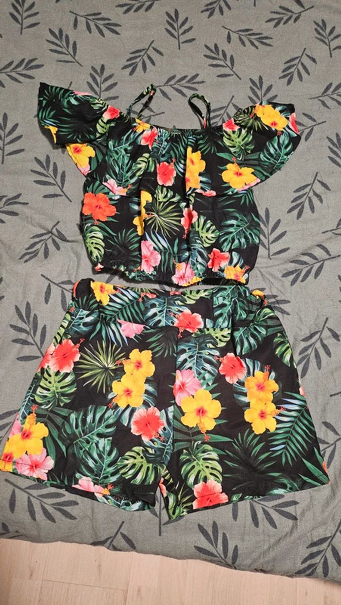 Ensemble short et haut
