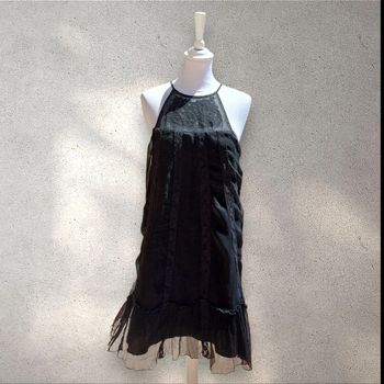 Robe noir tulle et dentelle naf-naf taille 36