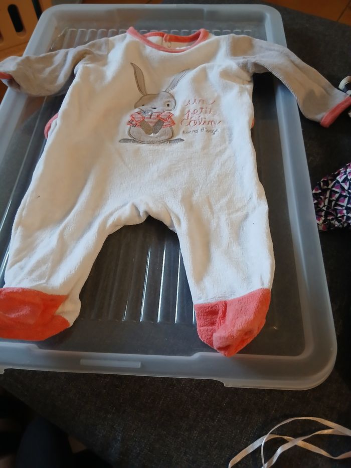 5 pyjamas 1 mois - photo numéro 6