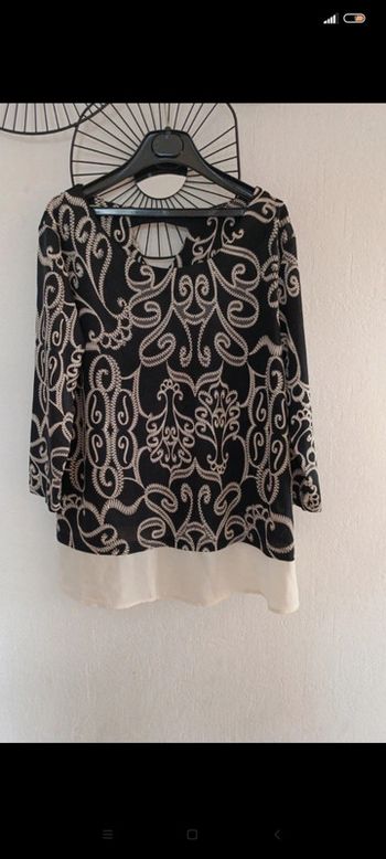 Blouse manches 3/4 t 40 noir et blanche