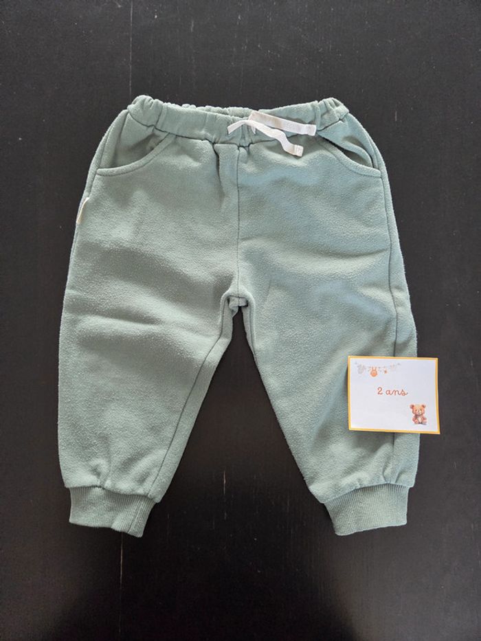 Lot pantalons garçon 2 ans - photo numéro 4