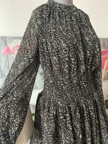 Superbe robe longue manches en voile en 42/44 excellent état de chez Body Flirt
