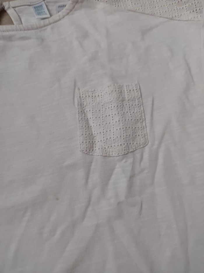 T-shirt blanc fille Okaïdi taille 12 ans en bon état - photo numéro 3