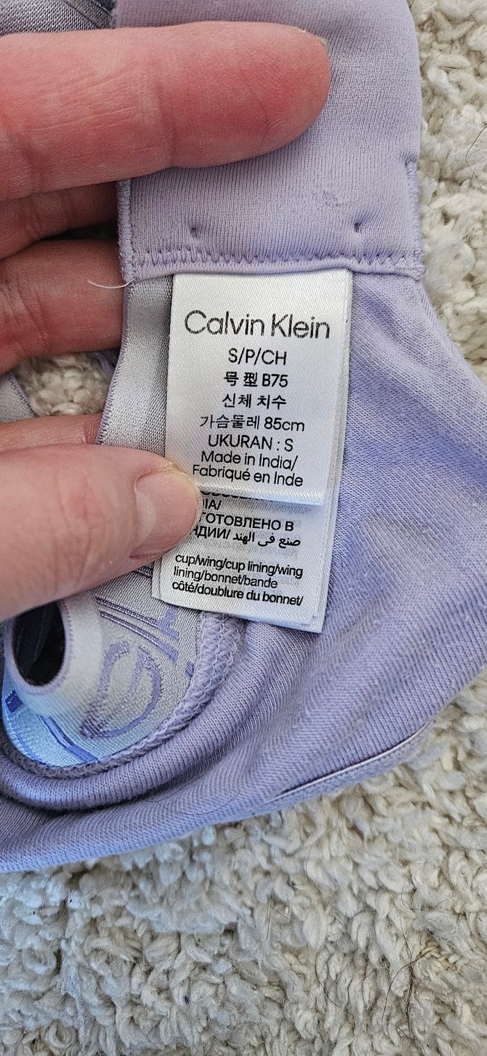 Soutien gorge - photo numéro 3