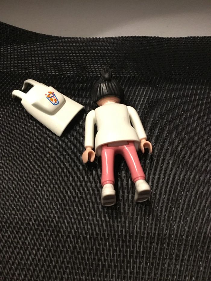 Playmobil figurine marchande vendeuse de glaces - photo numéro 4