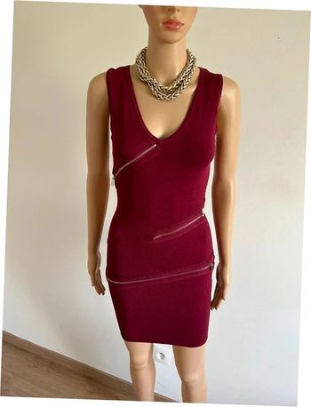 Robe bordeaux neuve sans manches avec zips Morgan taille XS (léger défaut)