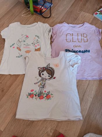 3 t-shirts 6 ans