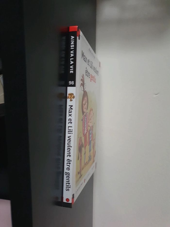 Max et lili veulent être gentils n° 98 neuf - photo numéro 4