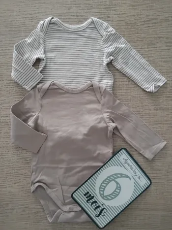 Lot bodys 6 mois / 68 cm
