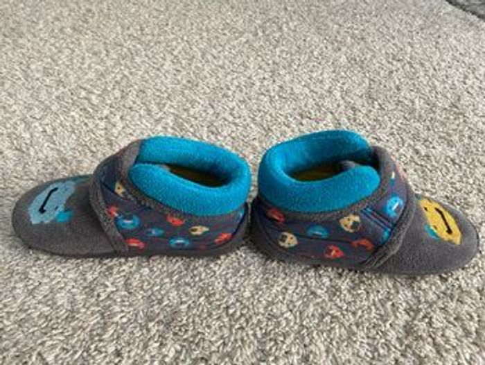 Chaussons Isotoner 26 - photo numéro 4