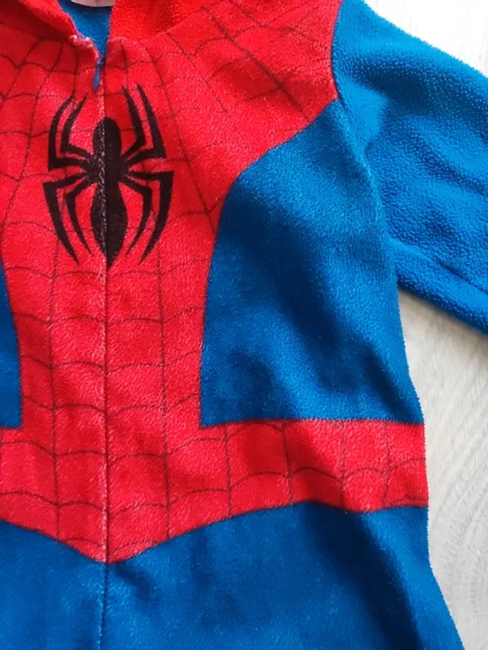 Combinaison pyjama 4 ans Spiderman - photo numéro 2