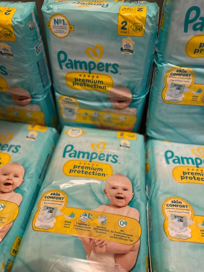 Pampers prenium protection taille 2 - photo numéro 2