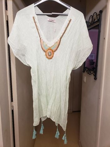 Tunique transparente