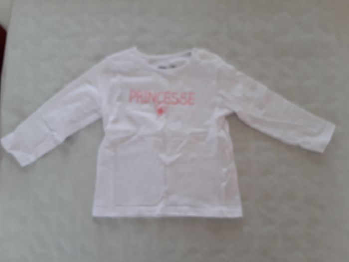 Lot de 3 tee shirt manches longues taille 18 mois - photo numéro 3