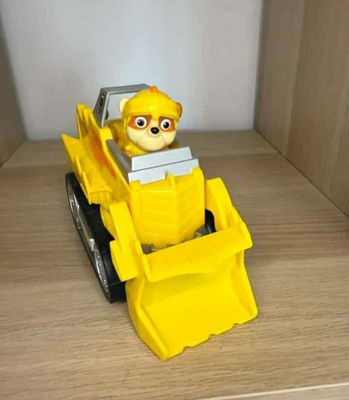 Véhicule Ruben chevalier - photo numéro 3