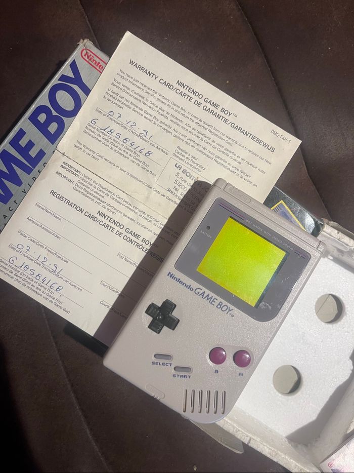 Game boy en boîte - photo numéro 4
