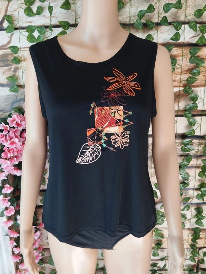 🌸Débardeur noir Taille 38🌸