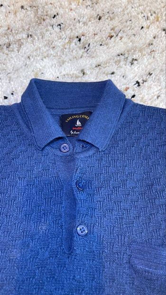 Polo bleu marine S - 50% laine - Excellent état - photo numéro 4