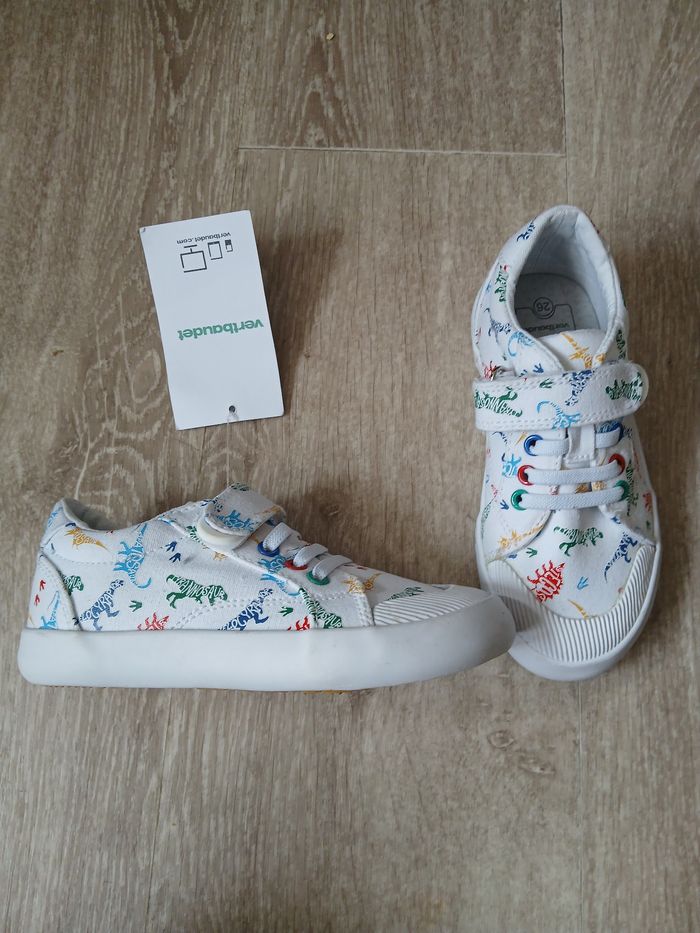Baskets neuves vertbaudet taille 26 - photo numéro 7