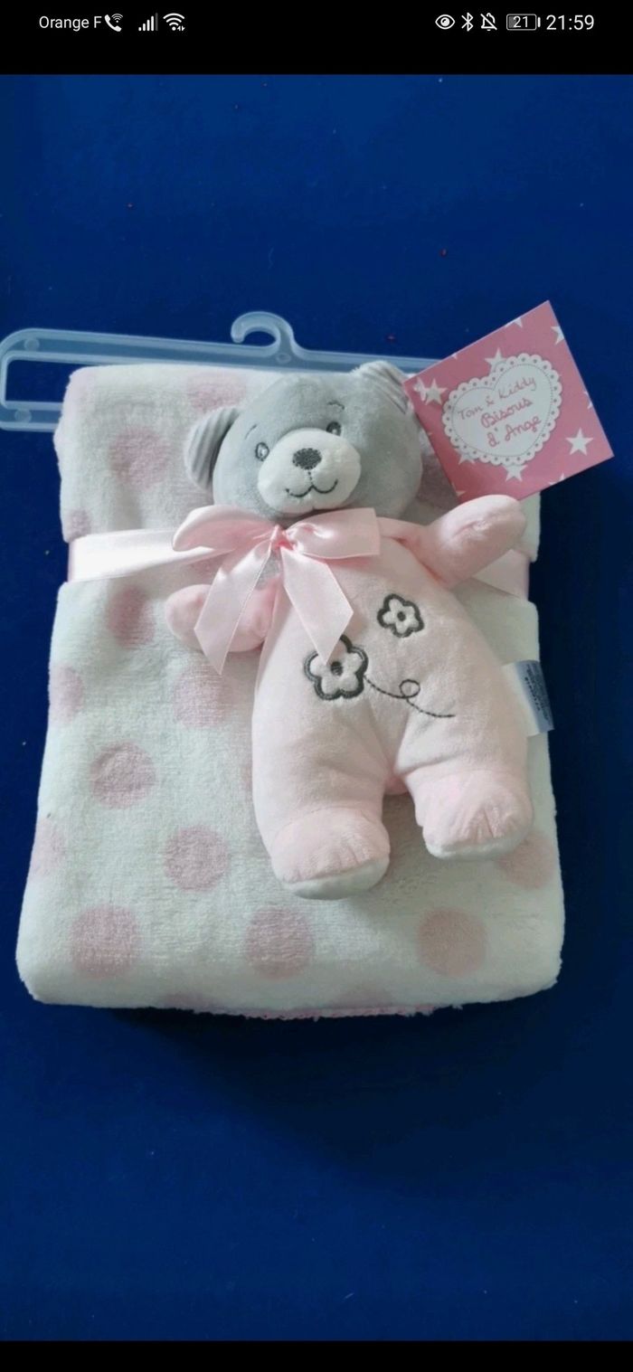 Ensemble plaid et doudou