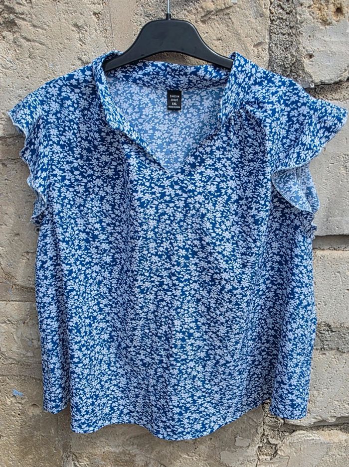 Blouse bleu / blanc fleuris