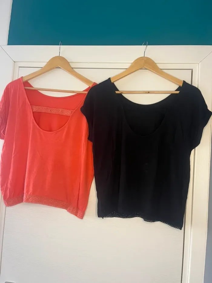 🔹 Lot de 2 T-shirts Fluides – Noir & Corail – Gémo 🔹 - photo numéro 2