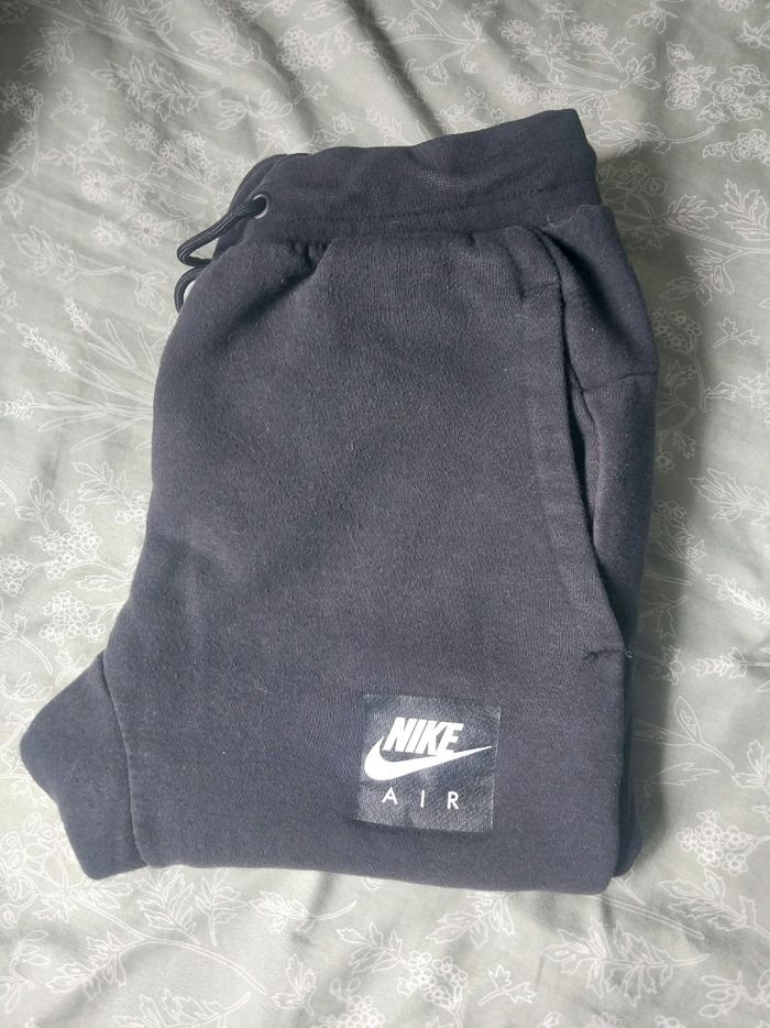 Jogging Nike Air garçon 12/13 ans – stylé et comfy 🖤 - photo numéro 8